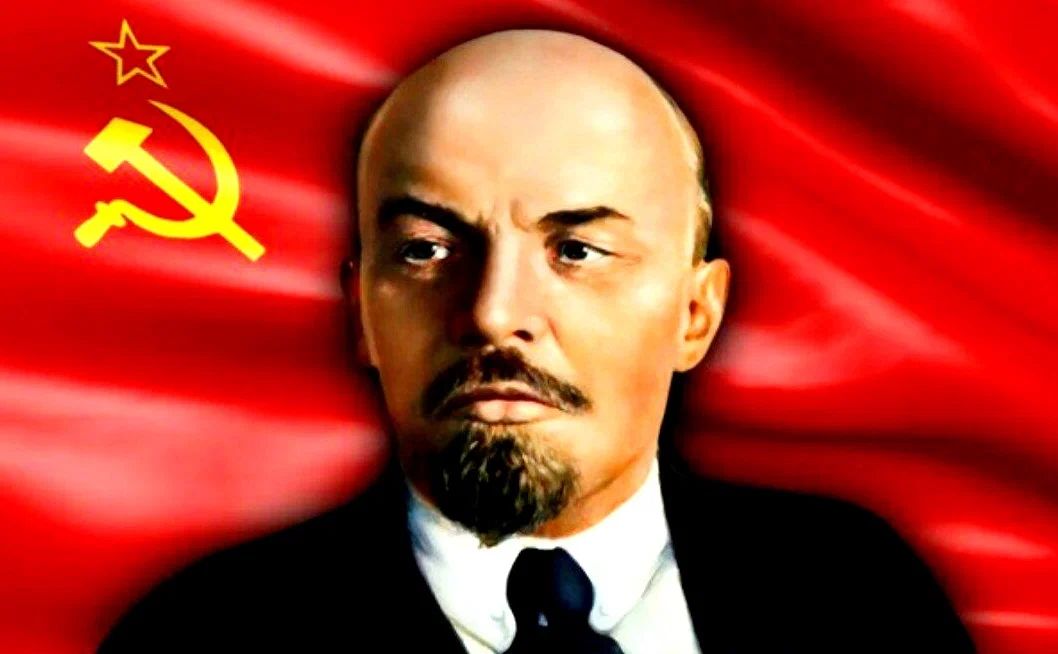 Помню, как резанули по сердцу слова Президента России о В.И. Ленине... "Что касается фигуры Ленина в нашей истории... Он был, скорее, не государственным деятелем, а революционером".-2